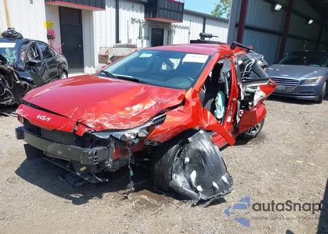 2023 Kia Forte Lxs z USA, uszkodzony, nr VIN 3KPF24AD6PE507130